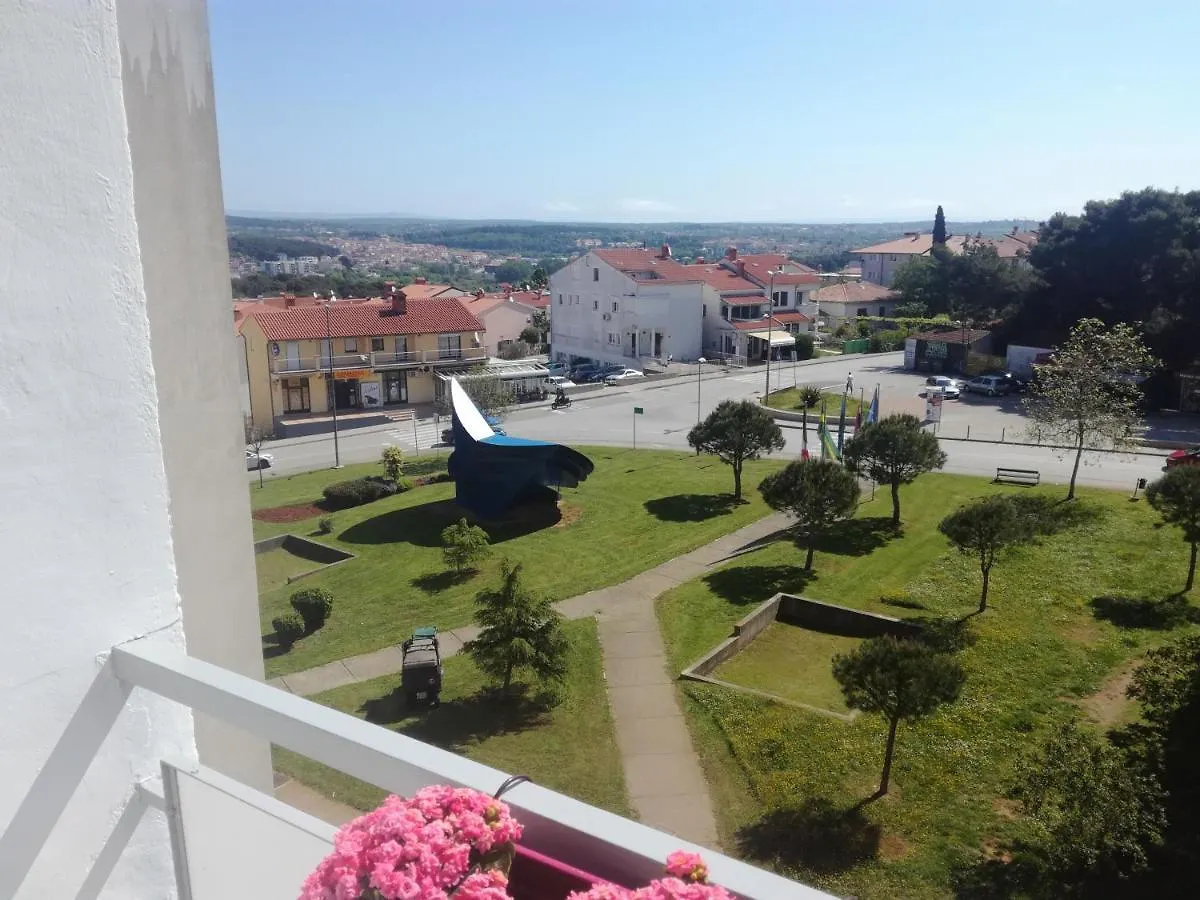 Apartman Niki Póla 0*,  Horvátország